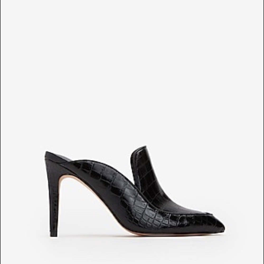 NWT Express Heeled Mules